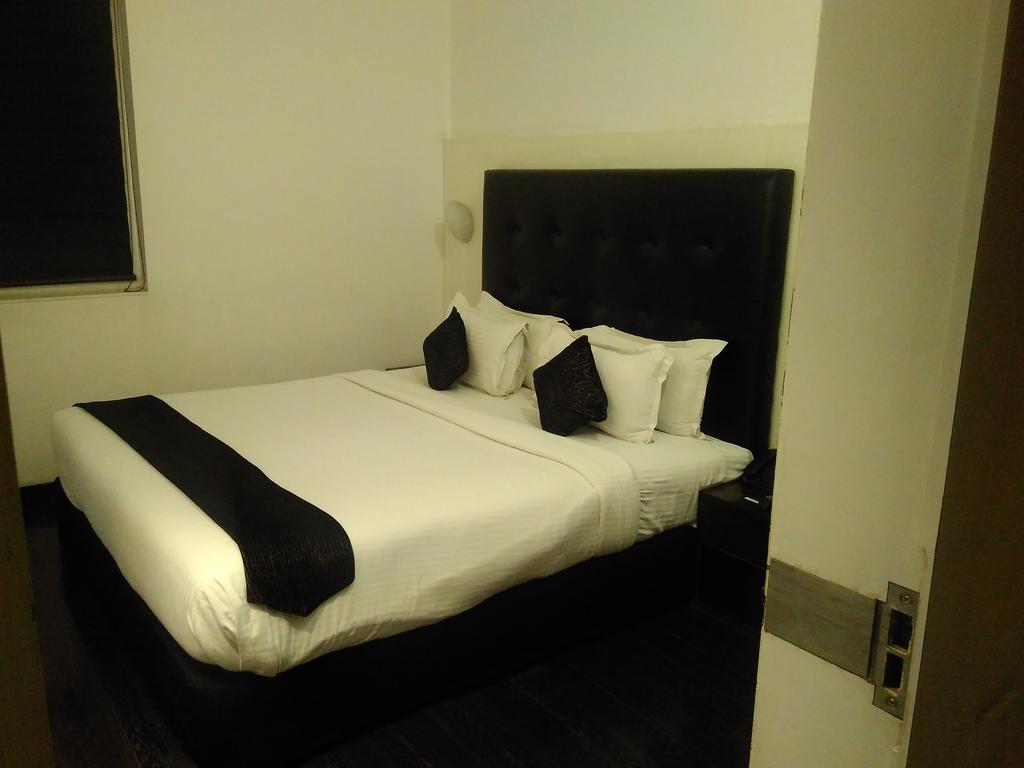 Sapphire Suite Колката Екстер'єр фото