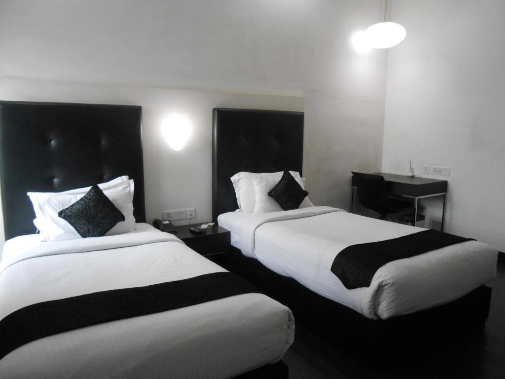Sapphire Suite Колката Номер фото