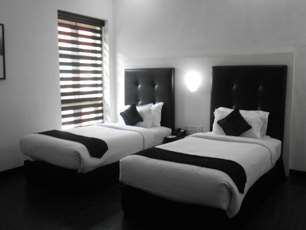 Sapphire Suite Колката Номер фото