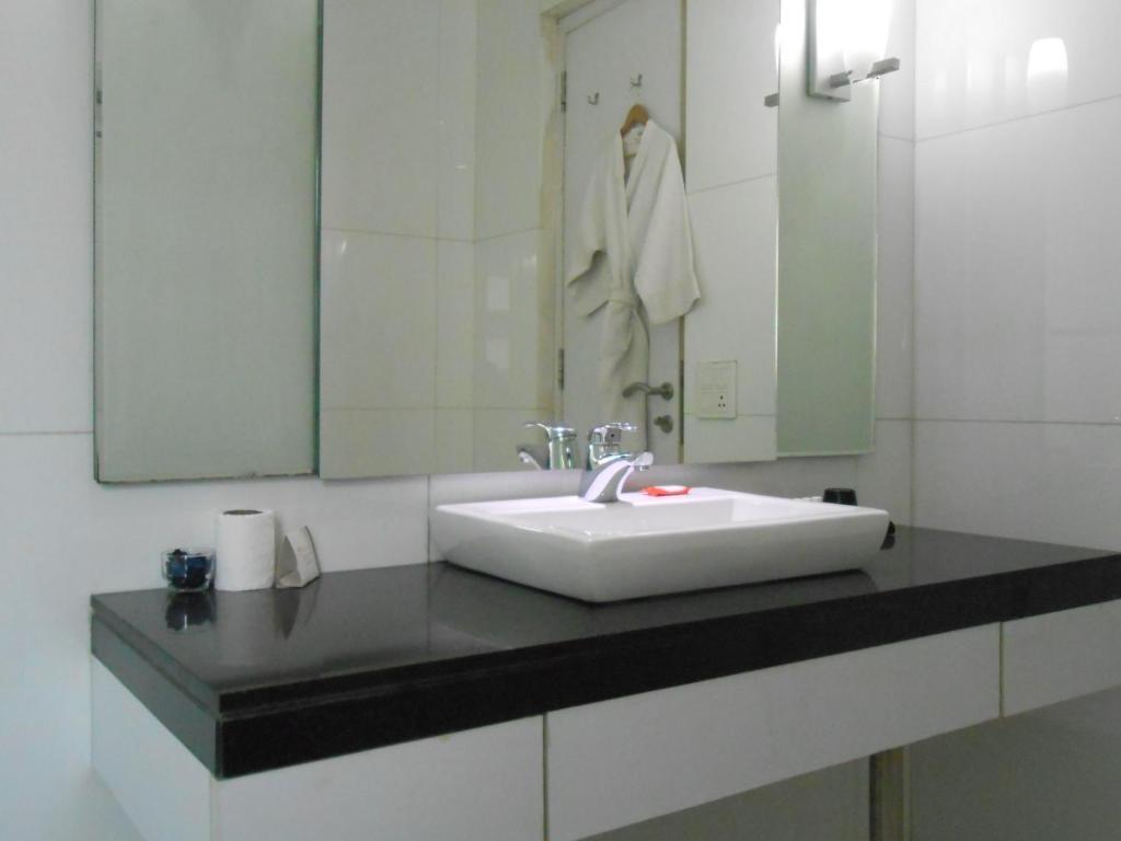 Sapphire Suite Колката Номер фото
